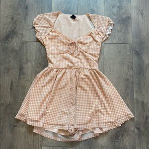 URBAN OUTFITTERS gingham romper